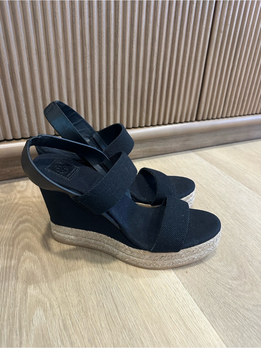 Tory Burch Black Canvas
Espadrille Wedge Sandals 8